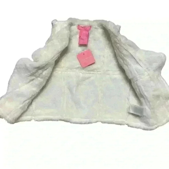 Baby Girl Isaac Mizrahi New York White Faux Fur White Vest Size 2T Fall Winter - Picture 3 of 7